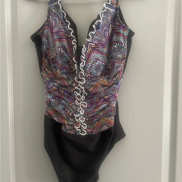 Gottex Black One Piece Swimsuit with Plunging V-Neckline - Picture 1 of 2